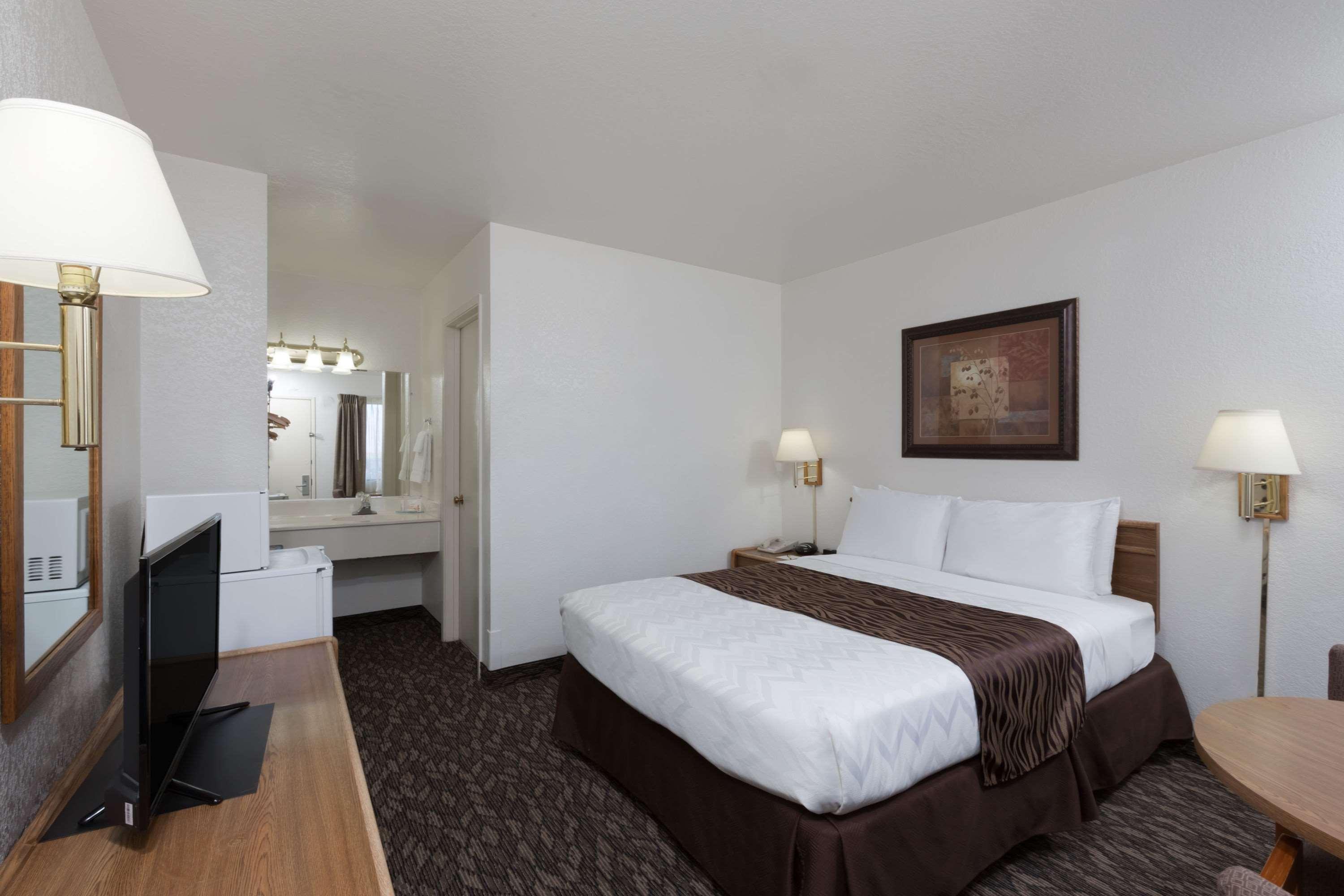 Super 8 By Wyndham Fort Bragg Exterior foto